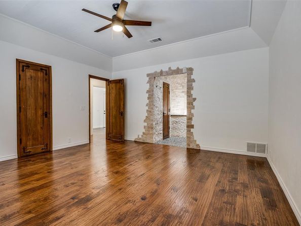 4219  Fox Hollow Drive , Arlington Texas 76016