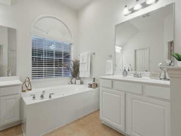1161  Mission Lane , Lantana Texas 76226