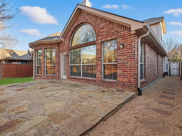 1161  Mission Lane , Lantana Texas 76226
