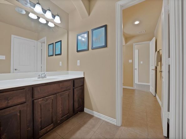 1244  Grant Avenue , Lantana Texas 76226