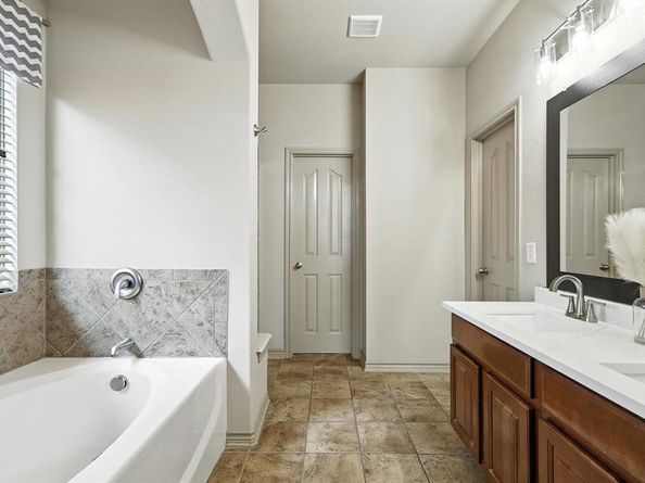 3425  Furlong Way , Fort Worth Texas 76244