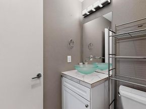 711  Colten James Lane , Dallas Texas 75204