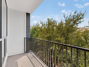711  Colten James Lane , Dallas Texas 75204