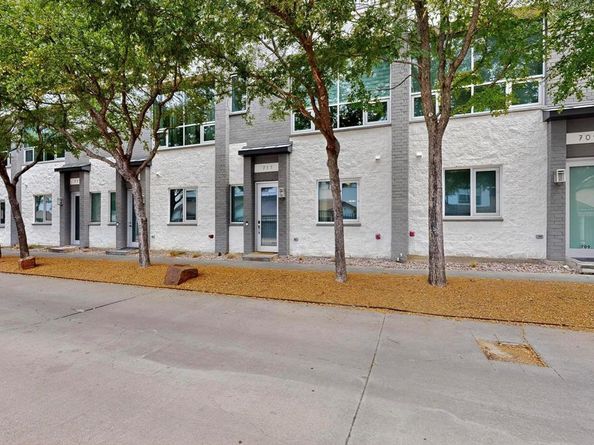 711  Colten James Lane , Dallas Texas 75204