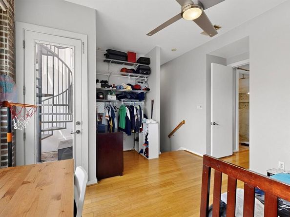711  Colten James Lane , Dallas Texas 75204