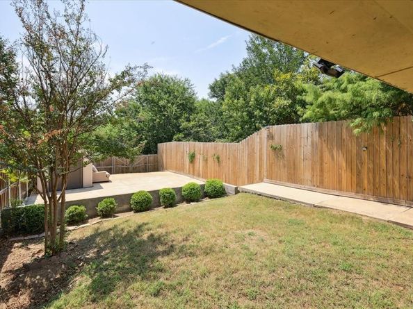 1153  College Street , Grand Prairie Texas 75050