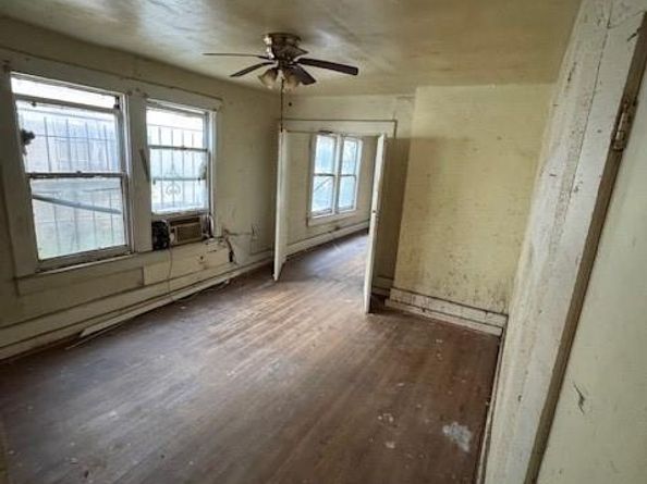 3900  Colonial Avenue , Dallas Texas 75215