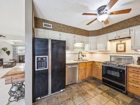 3602  Bobbie Lane , Garland Texas 75042