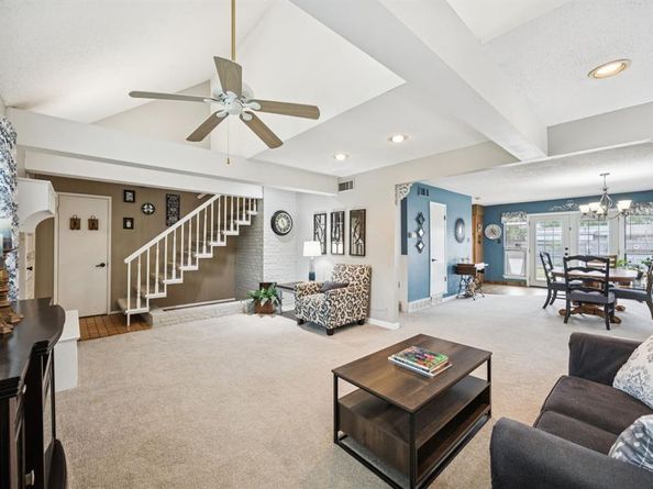 3602  Bobbie Lane , Garland Texas 75042