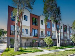 1902 N Carroll Avenue  404, Dallas Texas 75204