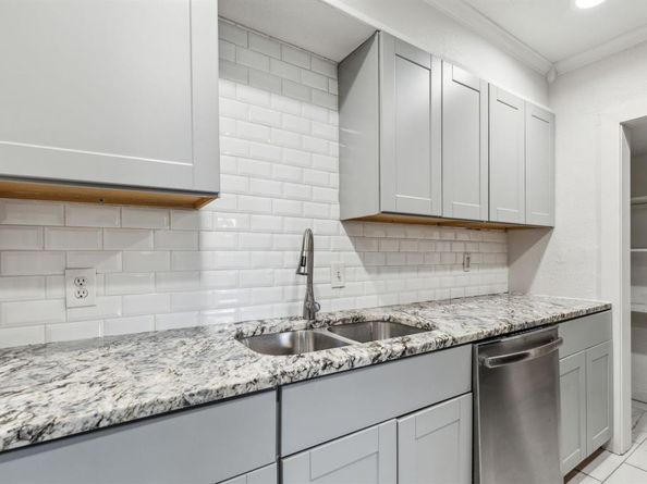 5033 N Hall Street , Dallas Texas 75235