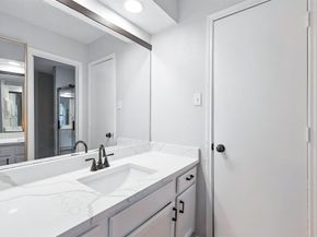 712  Greenleaf Drive , Arlington Texas 76017