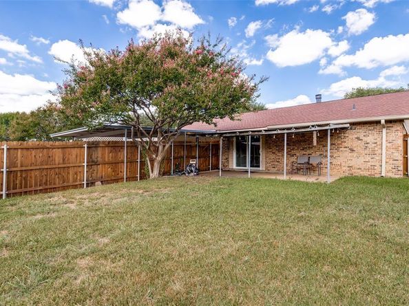 1816  Chamberlain Drive , Carrollton Texas 75007