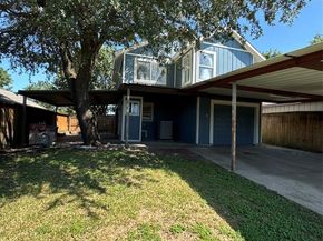 2108  Chatham Square Court , Dallas Texas 75227