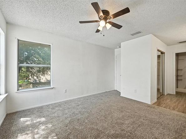 2108  Chatham Square Court , Dallas Texas 75227