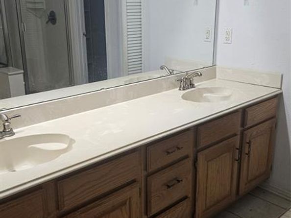 615  Stonefield Lane , Cedar Hill Texas 75104