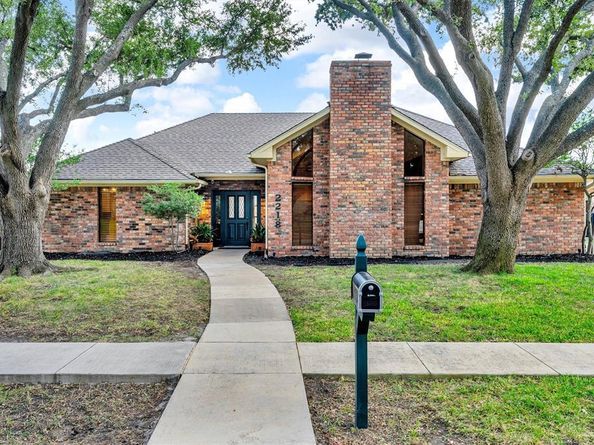 2218  Valley Mill  , Carrollton Texas 75006