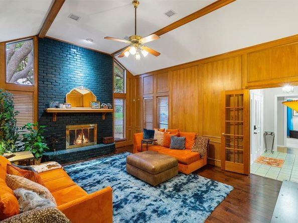 2218  Valley Mill  , Carrollton Texas 75006