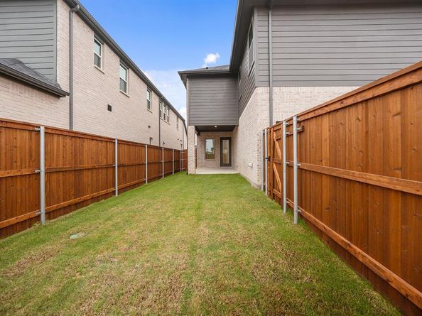 716  Kendall Lane , Celina Texas 75009