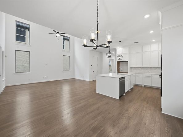 716  Kendall Lane , Celina Texas 75009