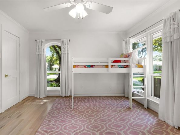 7127  Joyce Way , Dallas Texas 75225