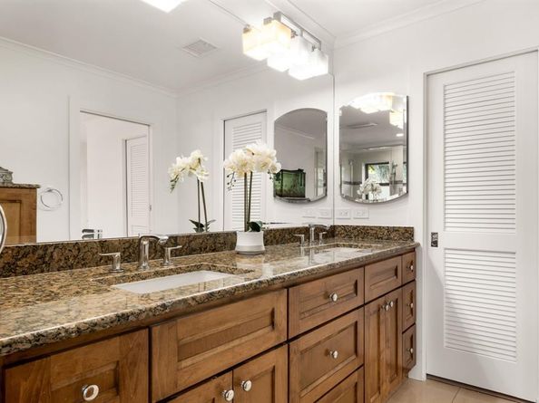 7127  Joyce Way , Dallas Texas 75225