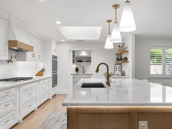 7127  Joyce Way , Dallas Texas 75225