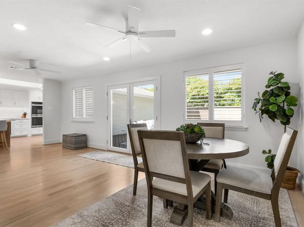 7127  Joyce Way , Dallas Texas 75225