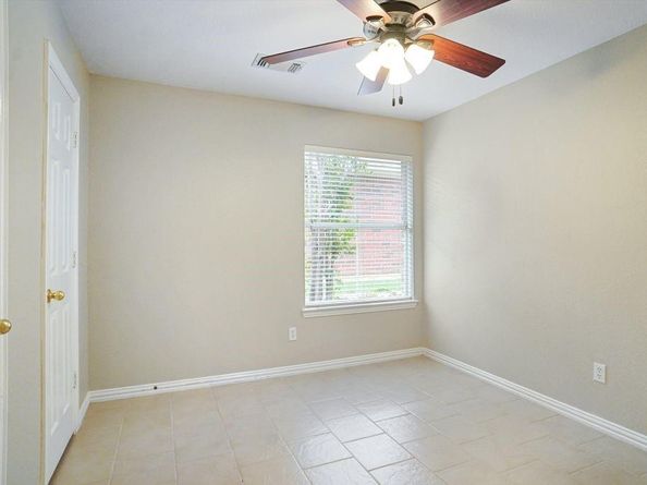 2211  Post Oak Circle , Corinth Texas 76210