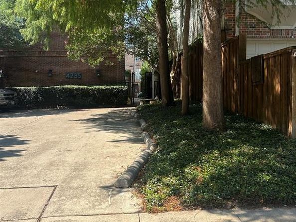 4231  Gilbert Avenue , Dallas Texas 75219