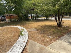 542  Shadyway Drive , Dallas Texas 75232