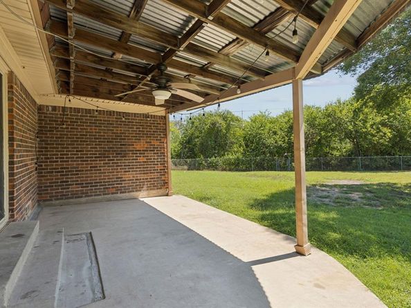 2124  Stonehenge Drive , Garland Texas 75041