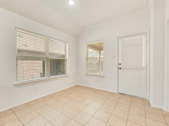 601  Crazy Horse Drive , Aubrey Texas 76227