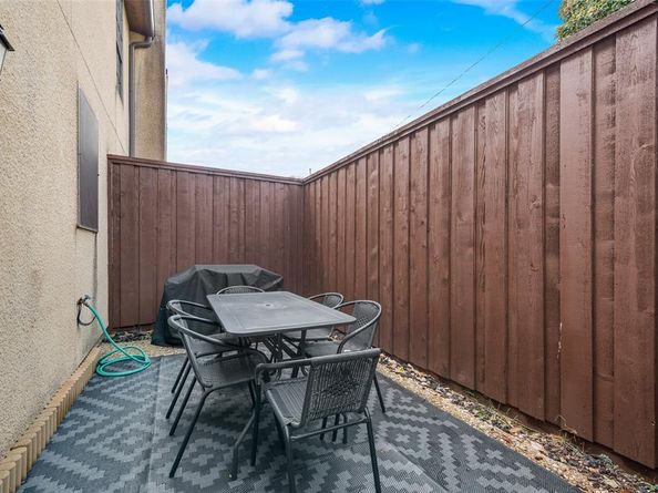 4418  Bowser Avenue  105, Dallas Texas 75219