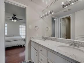 4418  Bowser Avenue  105, Dallas Texas 75219