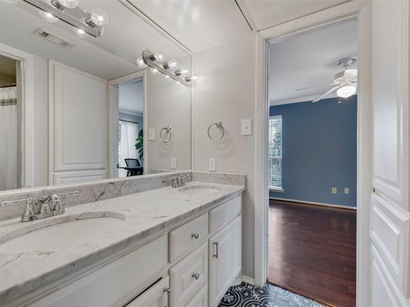 4418  Bowser Avenue  105, Dallas Texas 75219