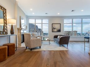 2555 N Pearl Street  1903, Dallas Texas 75201