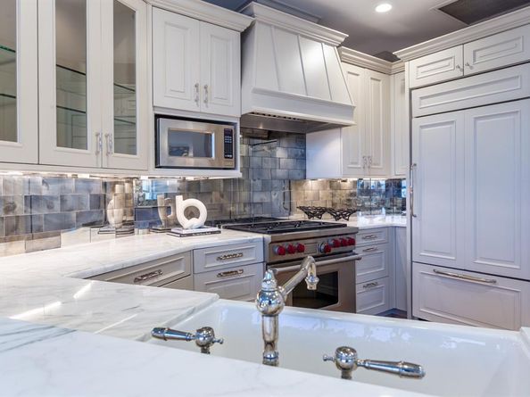 2555 N Pearl Street  1903, Dallas Texas 75201