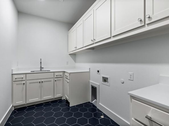 9234  San Fernando Way , Dallas Texas 75218