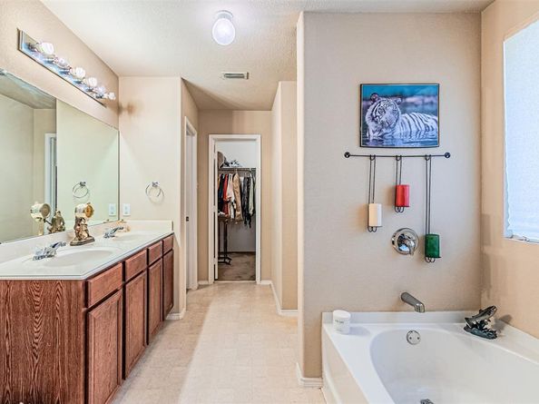 1927  Palma Pita Street , Lancaster Texas 75146