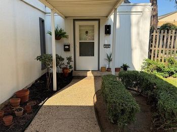 408  Hollyhill Lane 