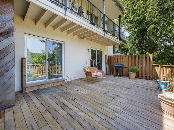 902 S Weatherred Drive  902C, Richardson Texas 75080