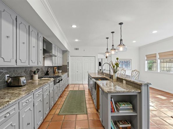 4702  Harley Avenue , Fort Worth Texas 76107