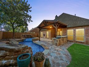 10325  Canyon Lake View , McKinney Texas 75072