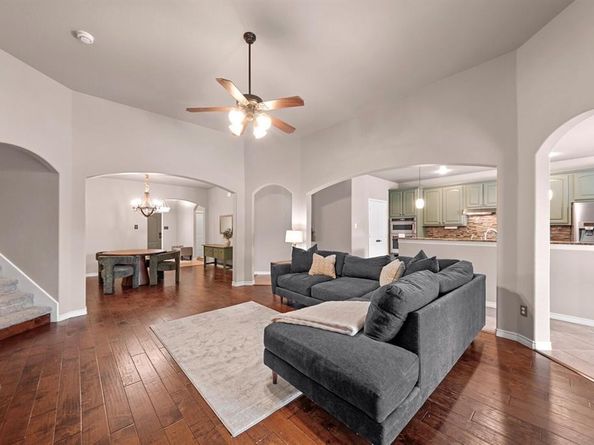 10325  Canyon Lake View , McKinney Texas 75072