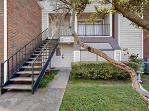 5718  Marvin Loving Drive  119, Garland Texas 75043