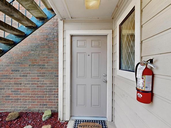 5718  Marvin Loving Drive  119, Garland Texas 75043