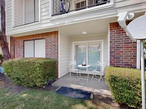 5718  Marvin Loving Drive  119, Garland Texas 75043