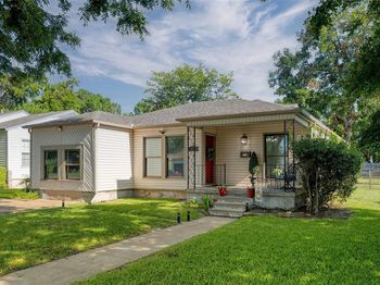 853  Holly Drive 