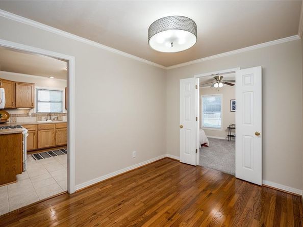 853  Holly Drive , Garland Texas 75040